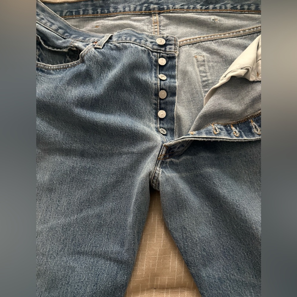 Vintage Levi’s 501 Blue Button-Fly Jeans